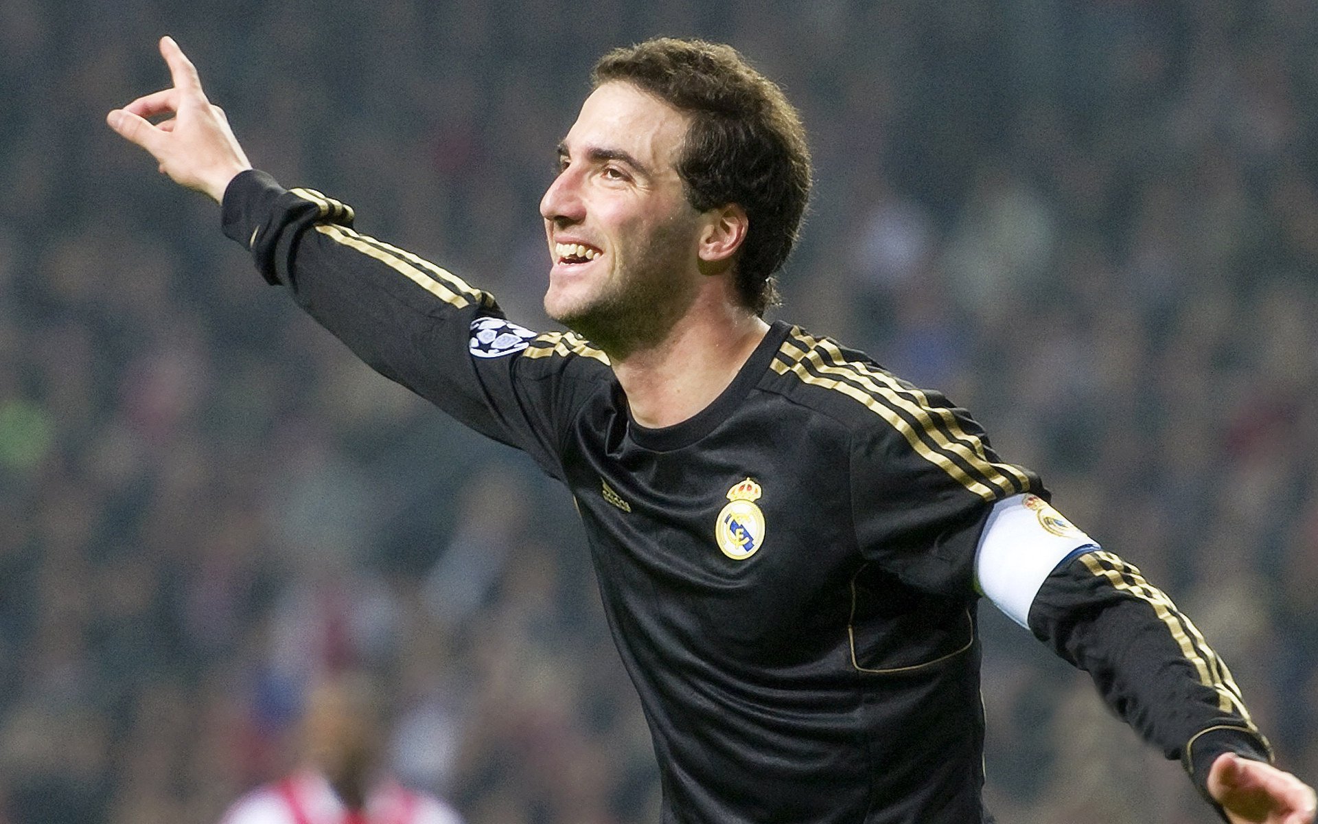 拉亚神扑定乾坤，拉齐奥巅峰对决力克西班牙，无名英雄终成关键先生